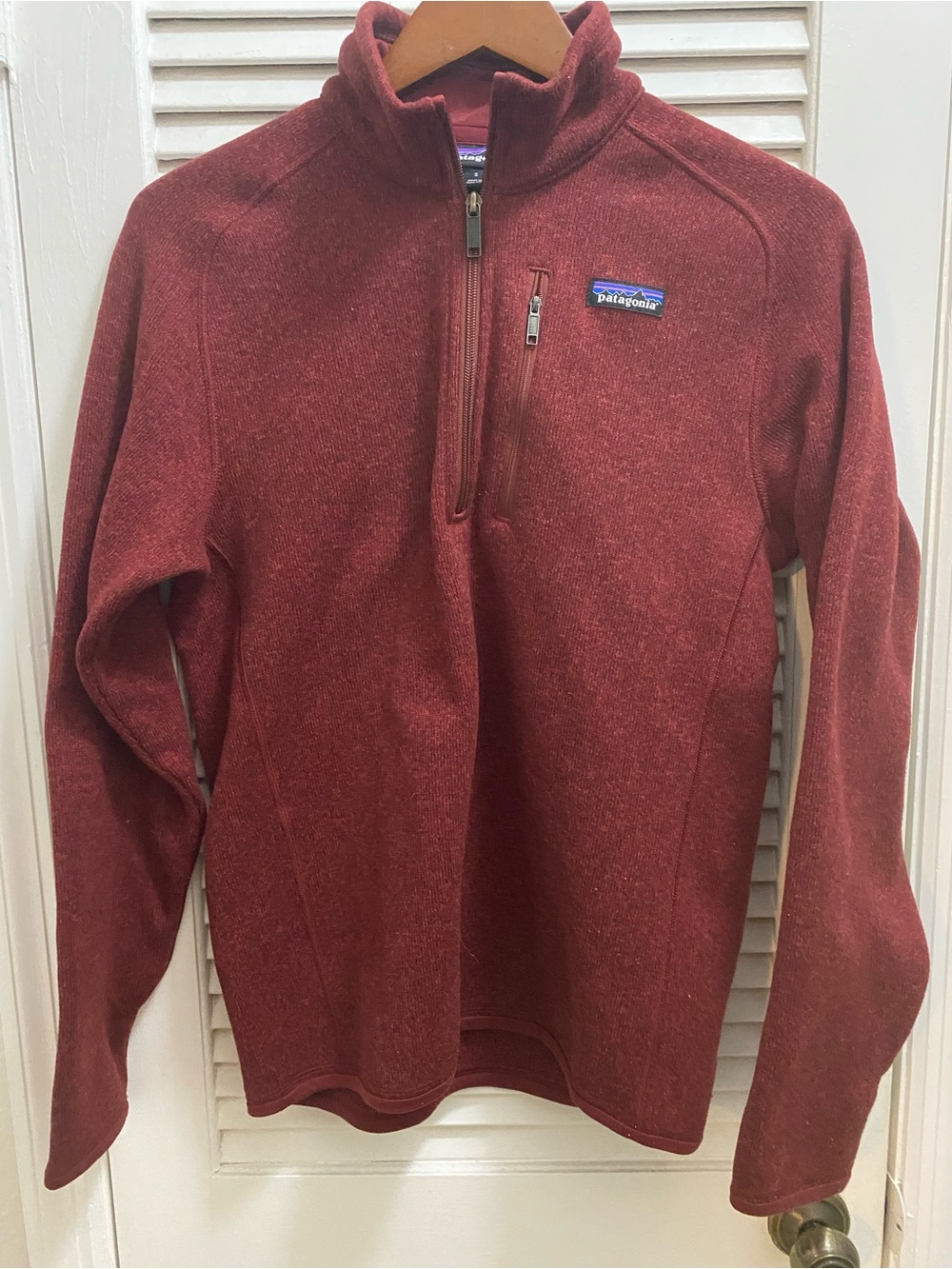 Patagonia Men’s Zip-Up Fleece Pullover in Maroon